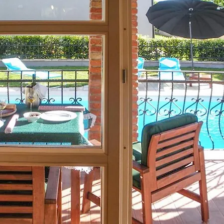 Holiday home Petra 5 *